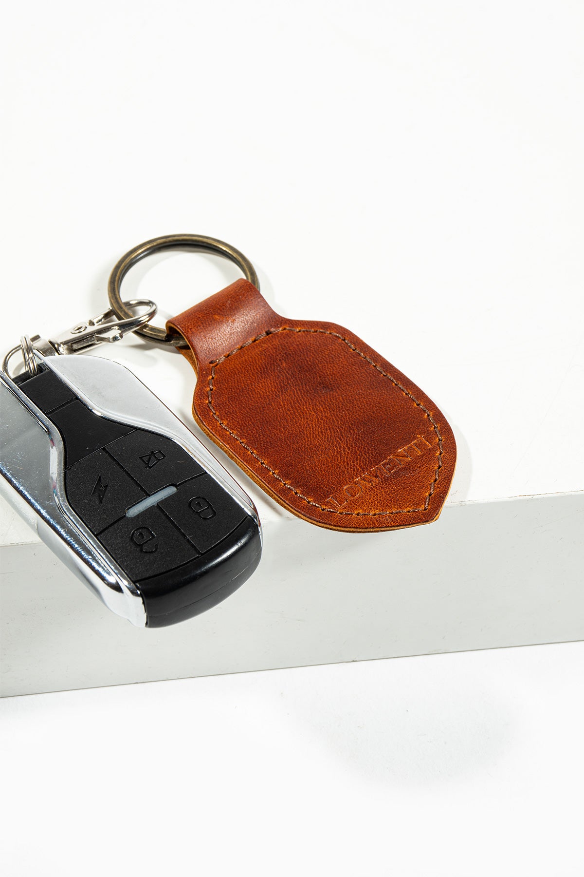 SLIM KEYCHAIN