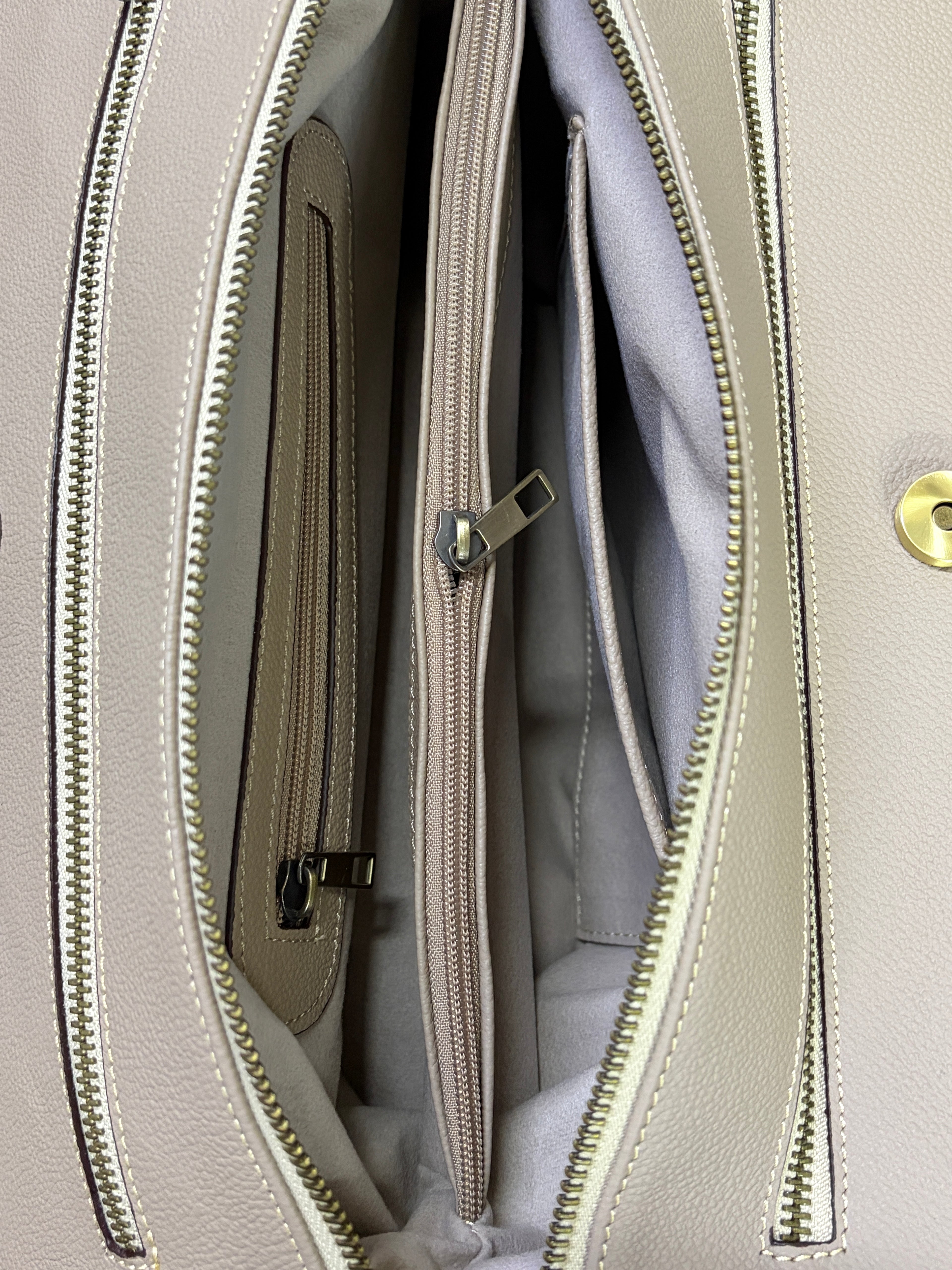 MONA HOBO BAG