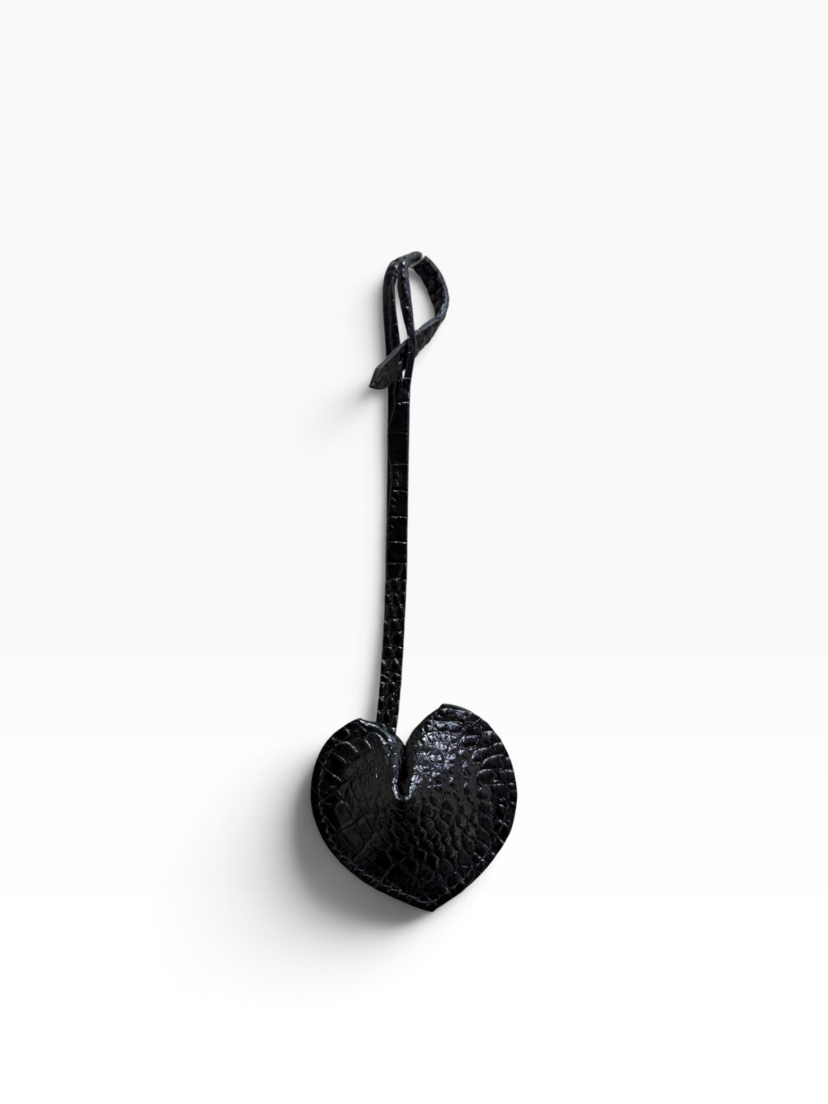 HEART LEATHER CHARM