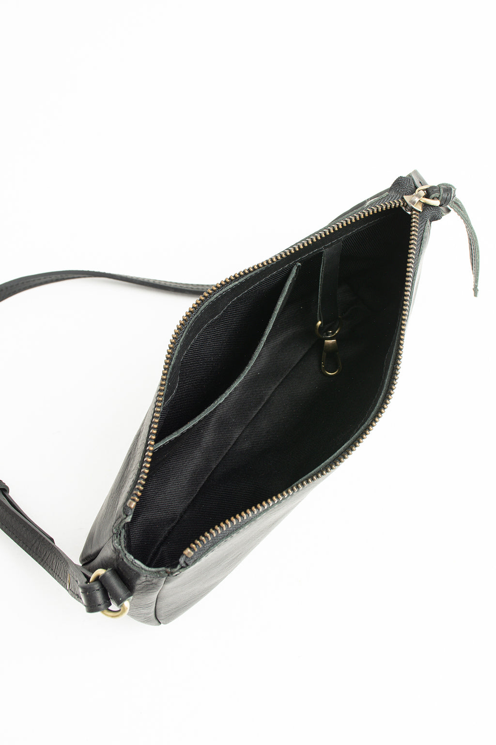 Ophı Leather Shoulder Bag