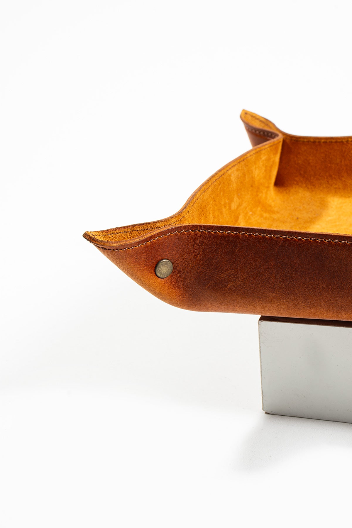 DESKTOP ORGANIZER